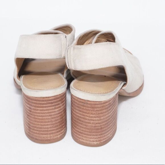 Gianni Bini Outta Town Beige Suede Peep Toe Slingback Heels, Size 6 - Picture 4 of 8